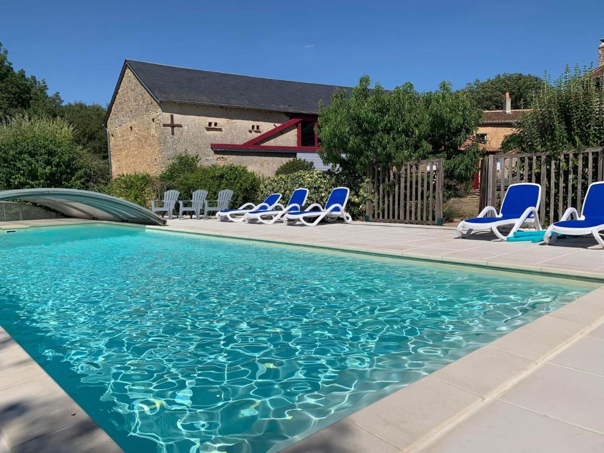 La Jariette Bed & Breakfast Airvault Bagian luar foto